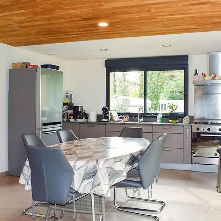 Beautiful Home In Pradines With Kitchen Eksteriør billede